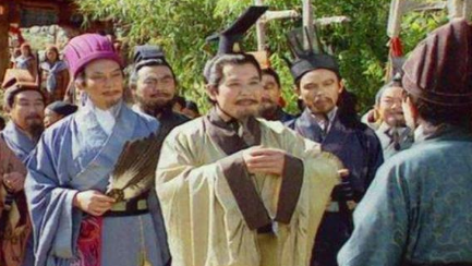 法正此人的德行有亏，刘备为什么不怕他会背叛自己？