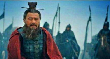 曹操离称帝只有一步之遥，为何却把机会让给儿子曹丕？