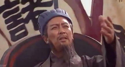 在整个蜀军之中，唯一能够被派去守街亭的将领是谁？