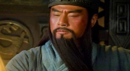 就拿诸葛亮来说，他和五虎上将之间的关系怎么样？