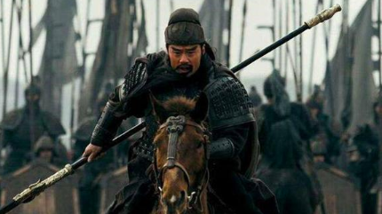 荆州被东吴袭取，真的是因为关羽的疏忽大意吗？