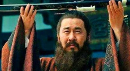 曹操是如何挟天子以令诸侯的？为何其他诸侯没有这样做？