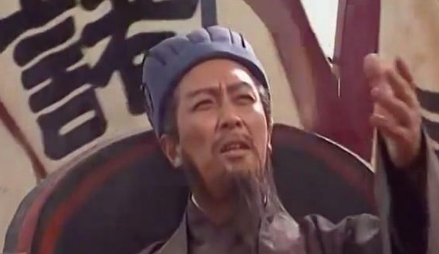 在诸葛亮向上天祈禳寿命时，魏延是否有意扑灭主灯？