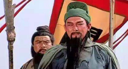 要想保证荆州不失，那么该派谁来当关羽的军师、副将？