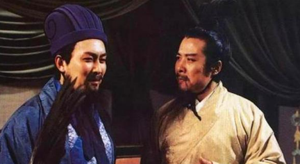 诸葛亮跟刘备说“天下有变”，那这个“变”究竟代表着什么？