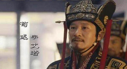 在曹操生性多疑的一生中，谁才是他最信任的文臣武将？