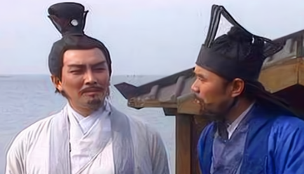 如果周瑜让诸葛亮去造一万张弓的话，诸葛亮该如何应对？