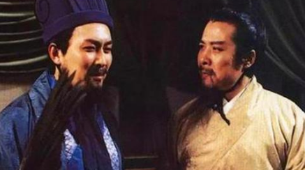 诸葛亮为何会弃诸多诸侯于不顾，单单选择了刘备？