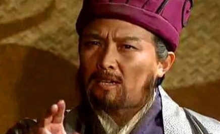 在火烧上方谷时，诸葛亮为什么却失算了突降的暴雨？