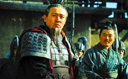 刘备在夷陵之战中采取什么策略，才能取得最佳的结果？