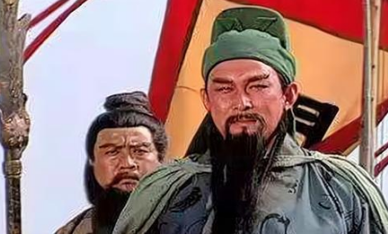 在五虎上将中，关羽对其他人的态度为何耐人寻味？