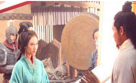 诸葛亮作为三国时期有名的美男子，为何娶黄氏女为妻？