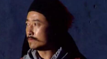 在三国演义原著中，相救关羽的胡班究竟有没有死？