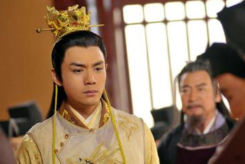 古代皇帝驾崩之后太子就会马上继位吗？