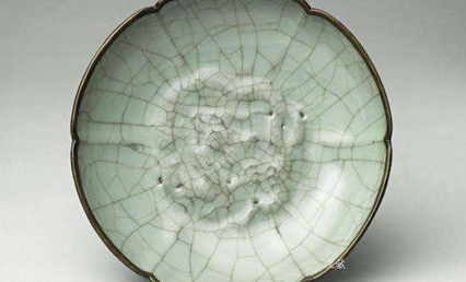 根据史书记载，南宋时期制瓷技术有哪些创造和进步？