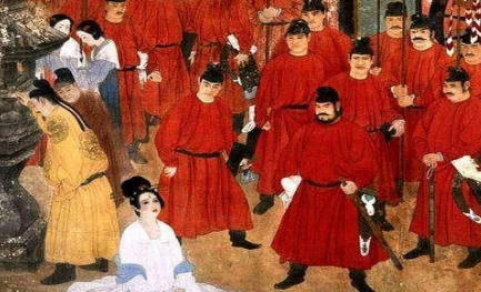 安史之乱爆发后，“马嵬驿兵变”让唐玄宗失去哪两个人？