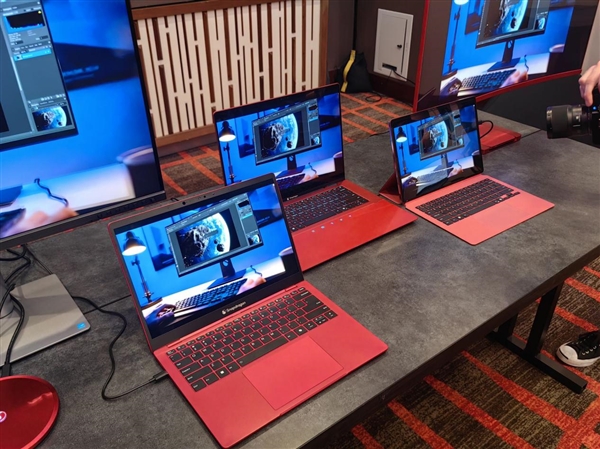 高通现场展示骁龙X2 Elite PC：独特圆形迷你主机、无风扇散热黑科技！