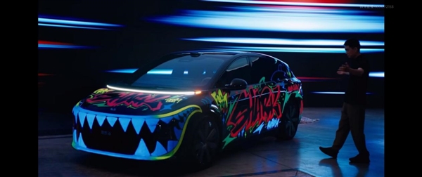 24.98万元!理想纯电i6发布 李想揭晓“鲨鱼”涂鸦版