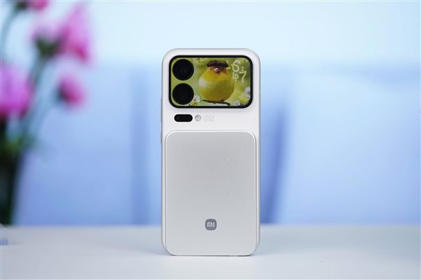 299元完美兼容iPhone 17！小米金沙江磁吸充电宝图赏