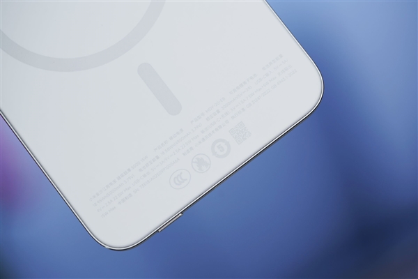 299元完美兼容iPhone 17！小米金沙江磁吸充电宝图赏