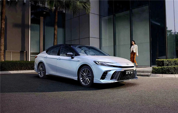 凯美瑞单车狂卖2万多台!广汽丰田9月销量出炉:71220台稳居合资前列