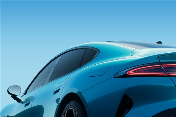 鸿蒙智行、小米9月交付双创新高 流通协会:“银十”车市或“温和回升”