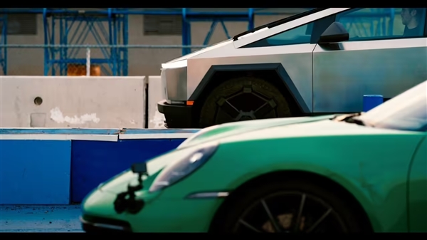 称超越保时捷911 被指虚假宣传后特斯拉改口:但马斯克仍嘴硬