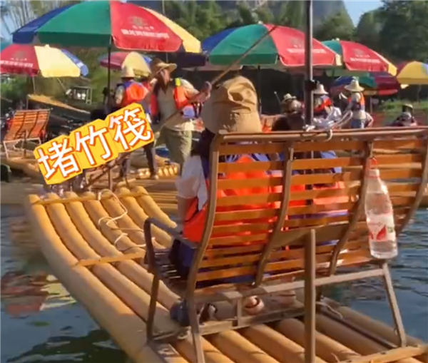 堵船堵骆驼堵香蕉 双节长假堵的已经不只是车了