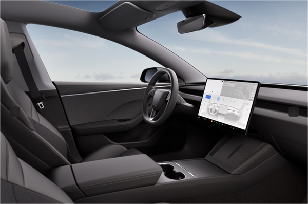 降价超3.5万！“丐中丐”版特斯拉来了：粉丝先请