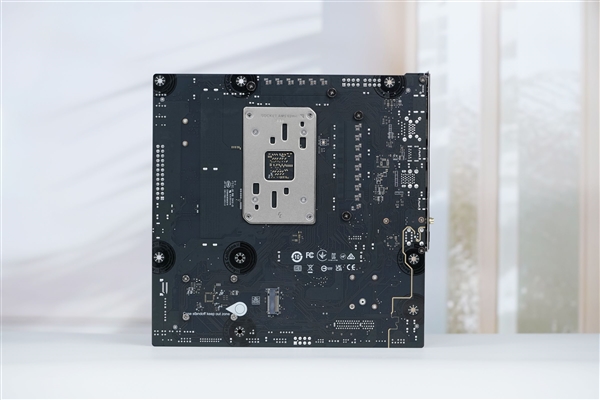 支持多种CPU调整外频！微星B850MPOWER主板图赏