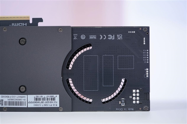 史上唯一单槽 2cm极致超薄！影驰RTX 5060 Ti无双MAX图赏
