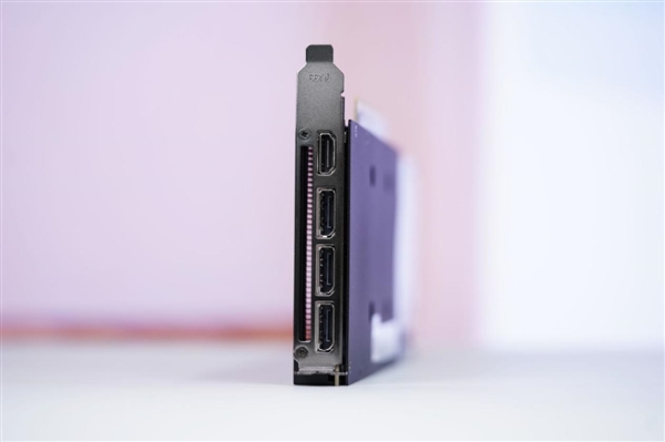 史上唯一单槽 2cm极致超薄！影驰RTX 5060 Ti无双MAX图赏