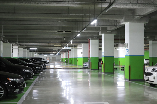 油漆工地下室刷漆中毒抢救4天离世：体内检出甲苯、乙苯等