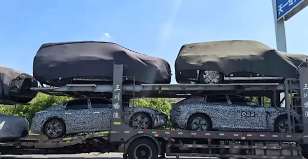 小米第三款车YU9要来了！雷军亲赴新疆试车 多张实车谍照曝光：增程动力 车长超5米2