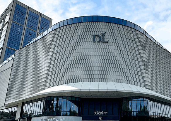 “胖东来洗洁精洗头”火了 医生：不能用来洗头 严重会诱发皮肤病