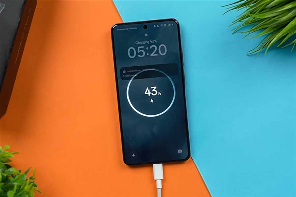 真我GT8 Pro首发！realme UI 7.0正式版升级计划公布