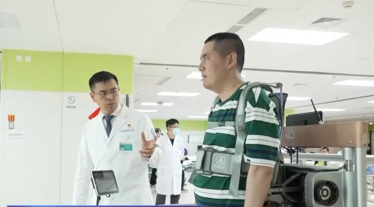 我国脊髓神经接口技术应用再突：让高位截瘫患者自主行走
