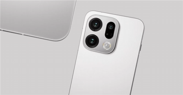 国产手机厂商第一家!OPPO Find X9 Pro卫星通信版支持eSIM