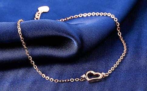 课文《项链》的教案(通用8篇)