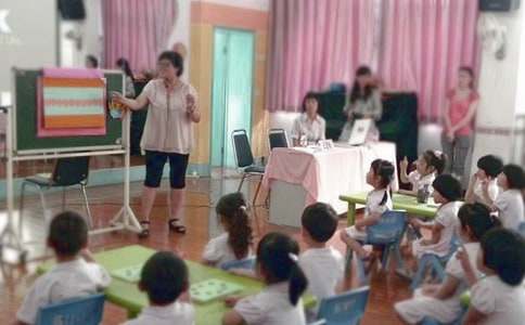 幼儿园中班绘本故事《我妈妈》教案