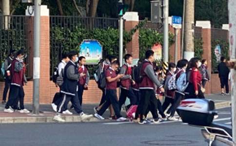 《我是中学生了》中学教学教案(精选10篇)