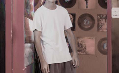 《卖木雕的少年》教学设计