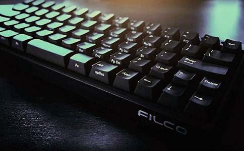 键盘右上角的指示灯是什么意思