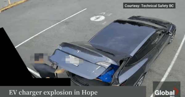 特斯拉充电时爆炸 车主被炸飞！调查报告公布：第三方转接头的锅
