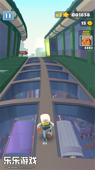 地铁跑酷火车跳跃技巧