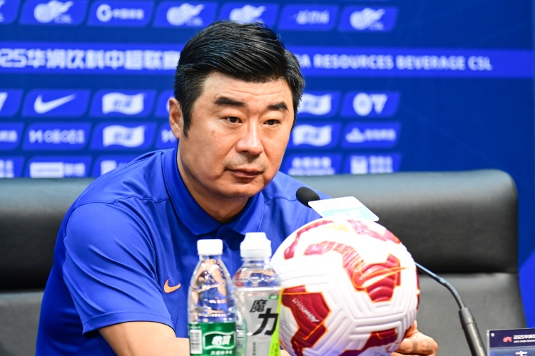 韩鹏:比赛中会给海港上更高的强度,谁夺冠谁保级和我们没关系