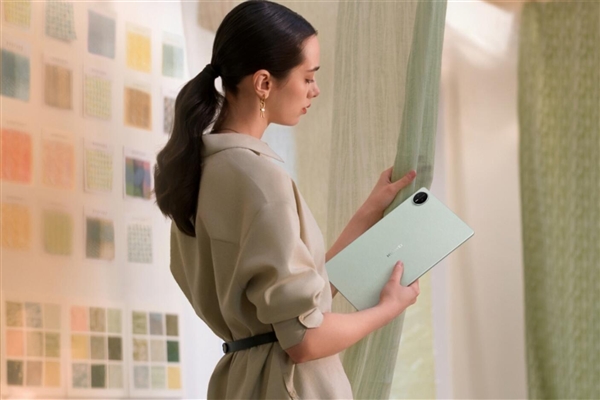 华为MatePad Pro流金典藏版开卖:鸿蒙最强生产力平板 7799元