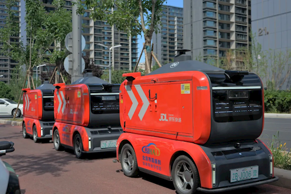配备L4级无人车+无人机!宿迁应急救援京东狼族保障队正式成立