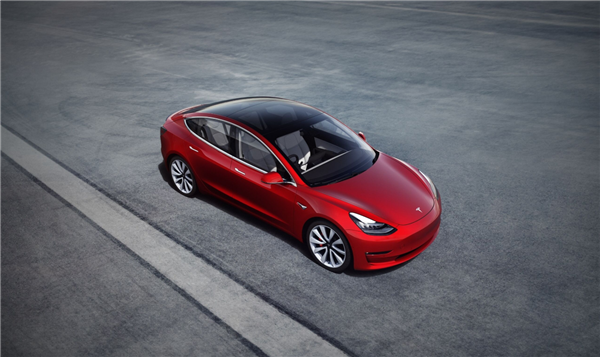 用时9年!特斯拉辅助驾驶里程达100亿公里