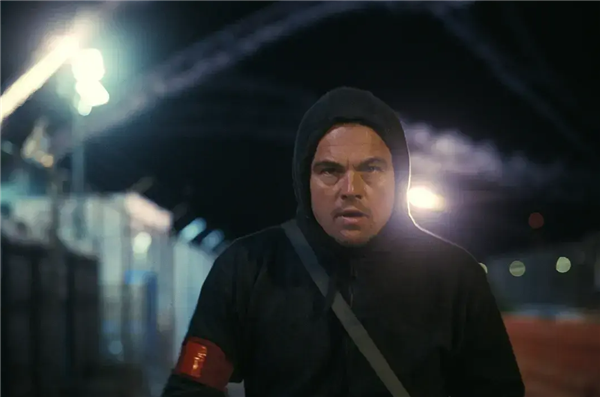 这可能是今年最“辱美”的电影